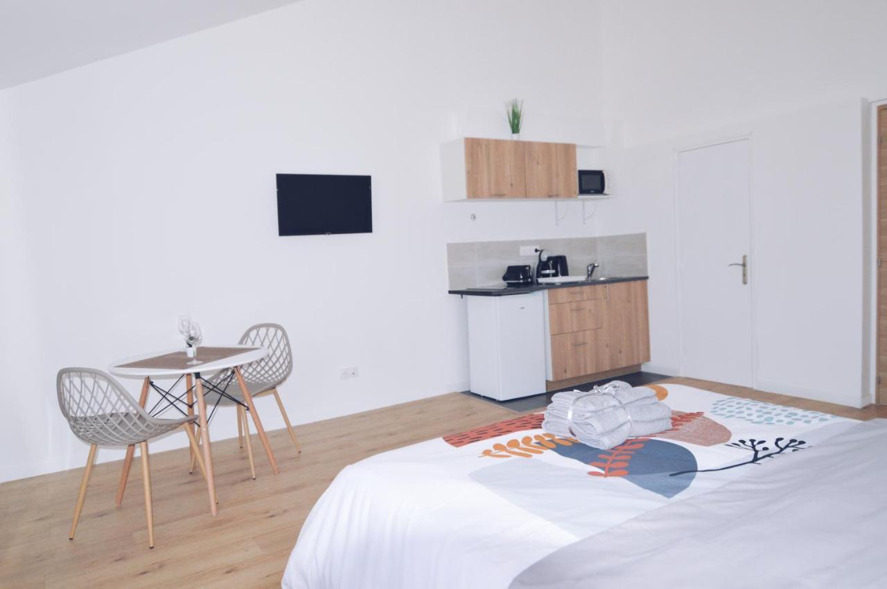 Studios Lsquare-Residence Châtellerault Zewnętrze zdjęcie